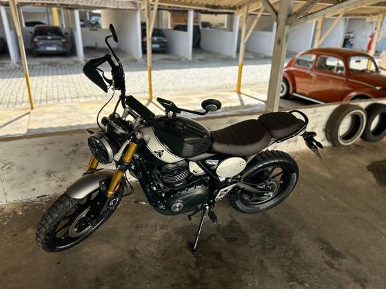 TRIUMPH SCRAMBLER 400 X 